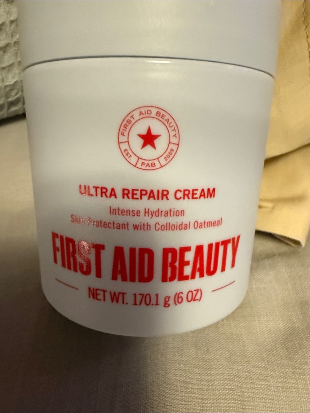 First Aid Beauty Ultra Repair Cream - White and Red